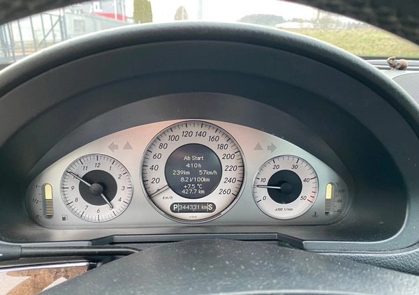 Mercedes-Benz Klasa E cena 28500 przebieg: 344000, rok produkcji 2008 z Szczecinek małe 191